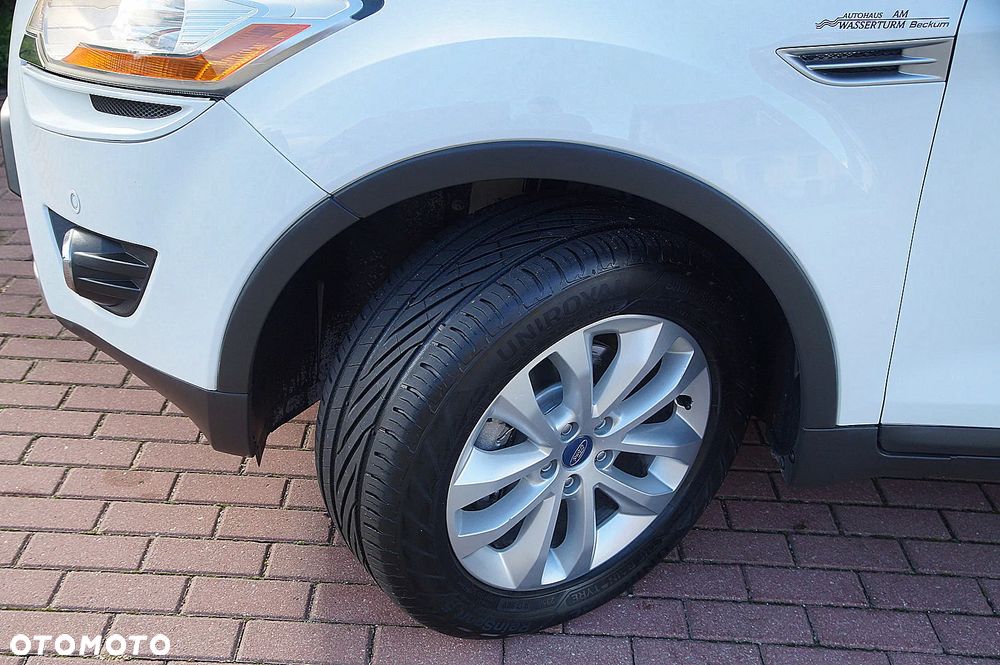 Ford Kuga 2.0 TDCi 4x4 Titanium - 23