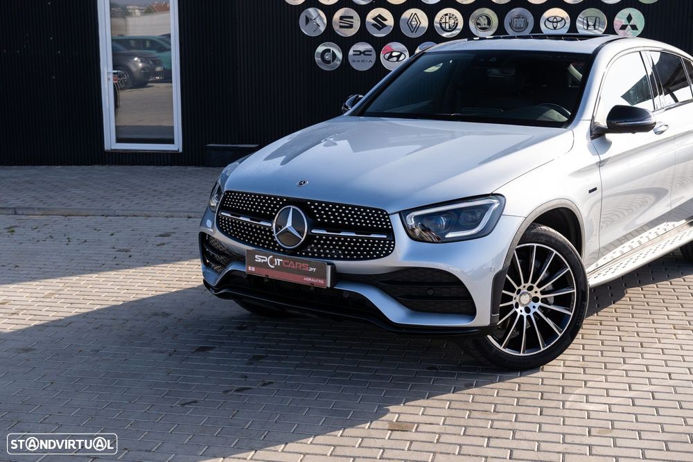Mercedes-Benz GLC 300 de Coupe 4Matic 9G-TRONIC AMG Line - 3