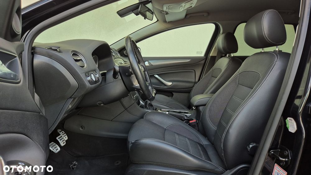 Ford Mondeo SW 1.6 T Titanium - 25