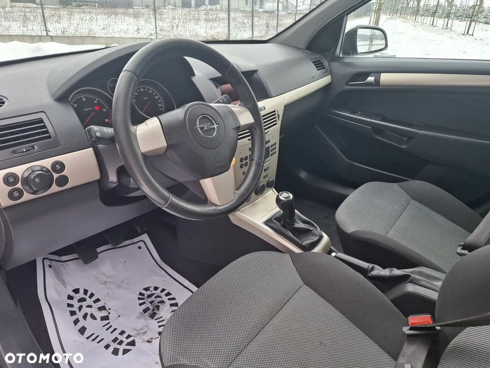 Opel Astra 1.7 CDTI DPF Style - 9