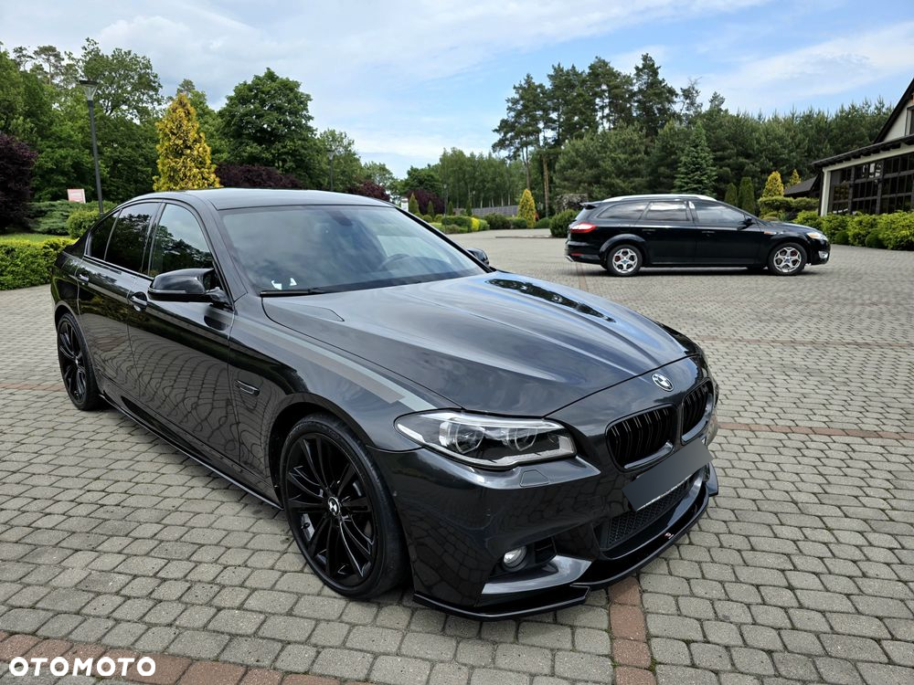 BMW Seria 5 530d xDrive - 15