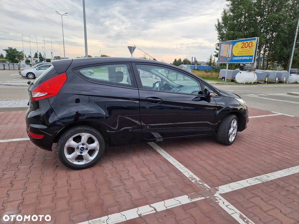 Ford Fiesta - 3