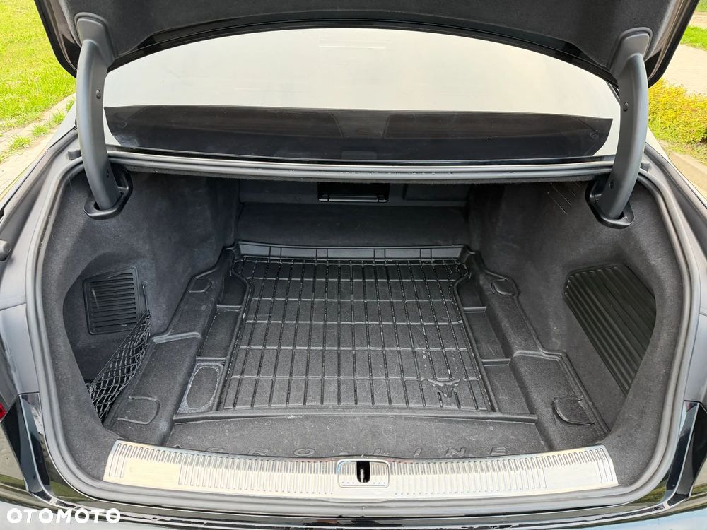 Audi S8 - 21