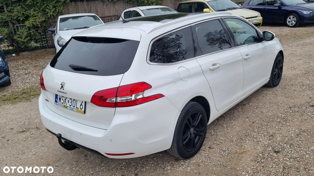 Peugeot 308 1.6 BlueHDi Allure S&S - 5