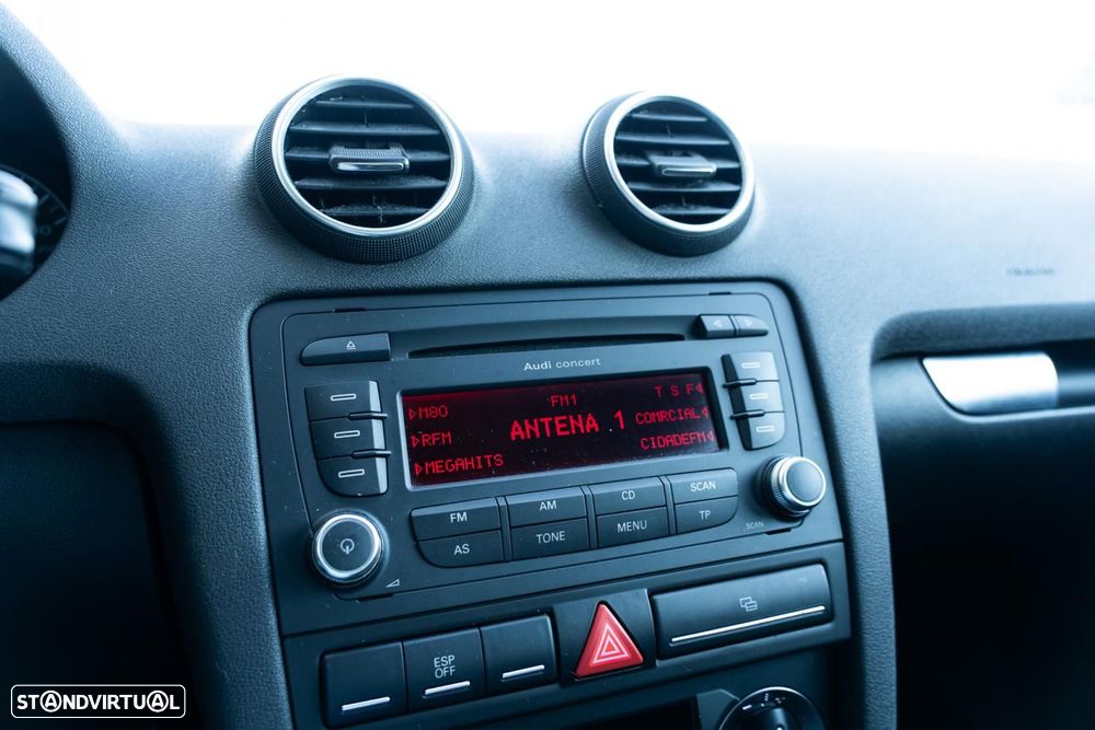 Audi A3 Sportback 2.0 TDi Ambiente - 8