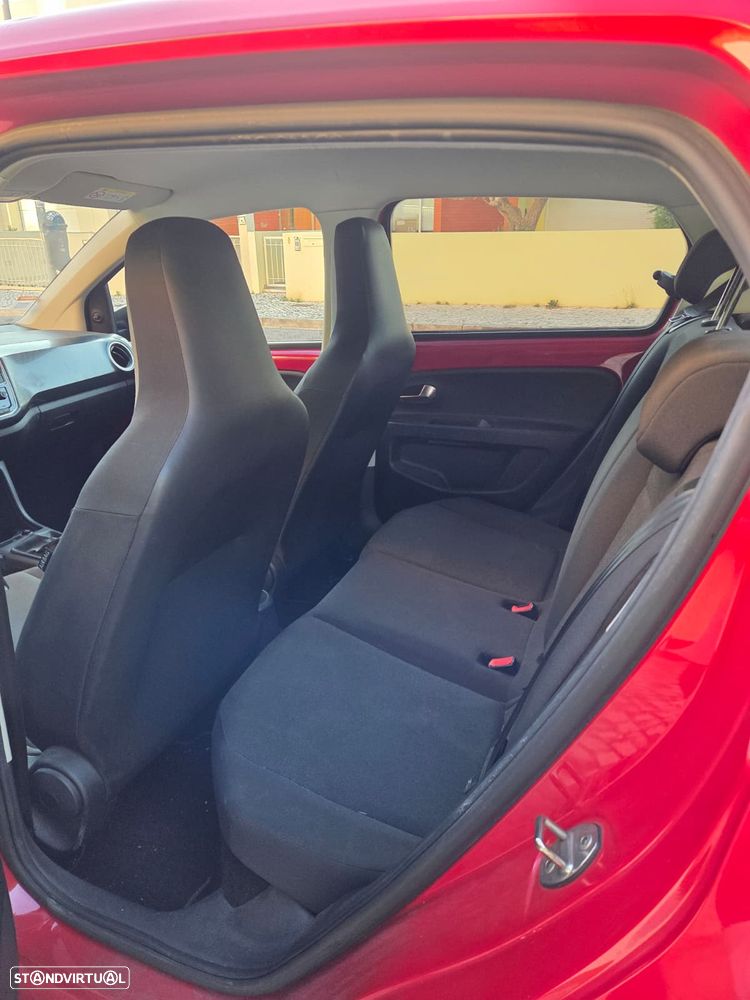 VW Up! - 14