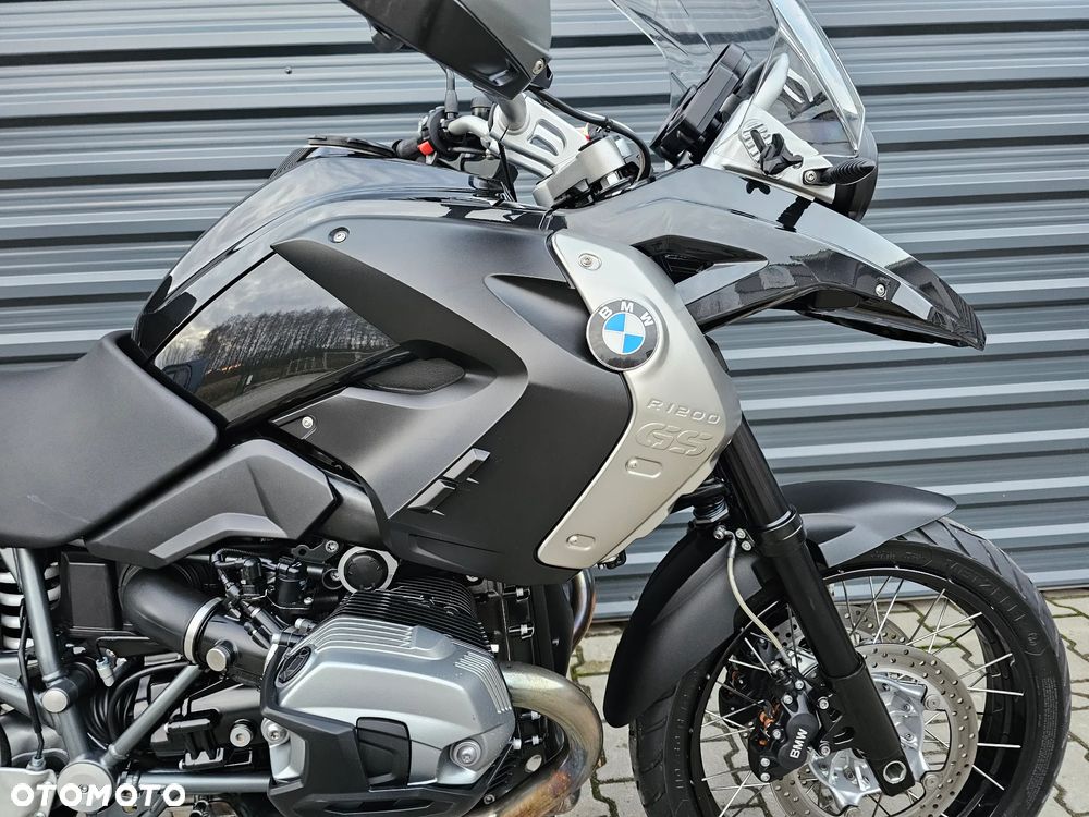 BMW R - 8