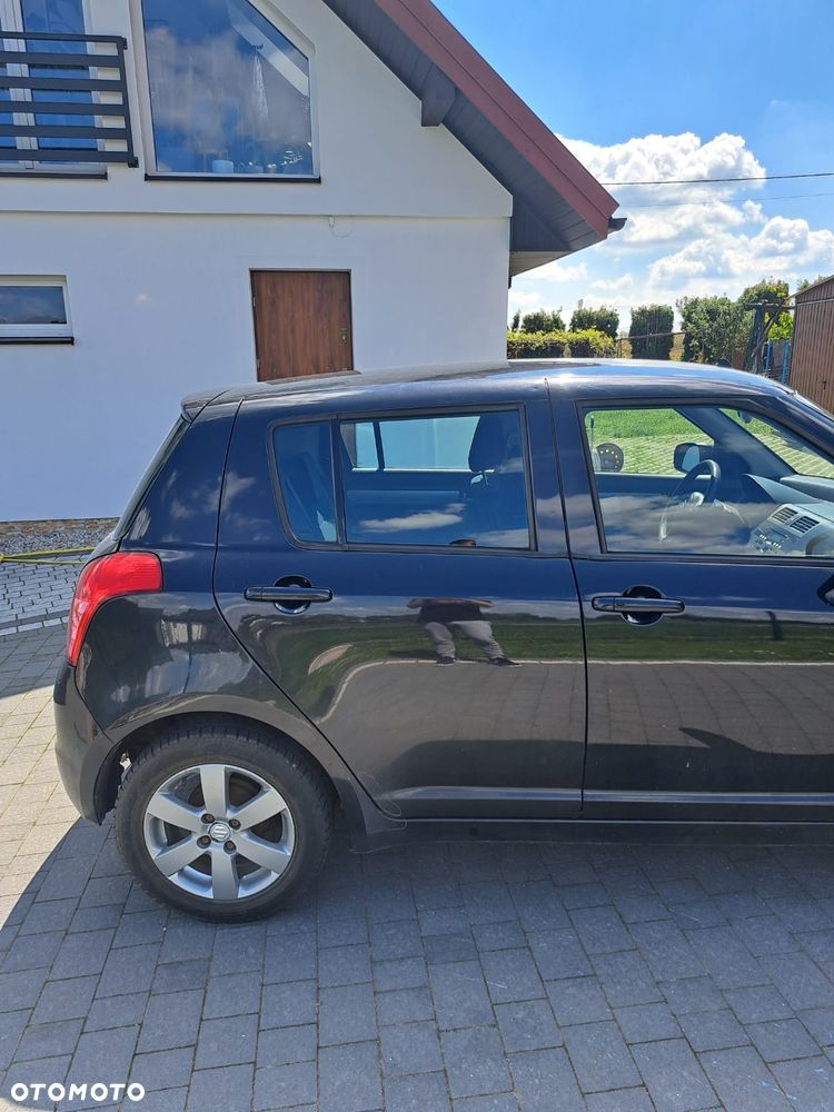 Suzuki Swift - 16