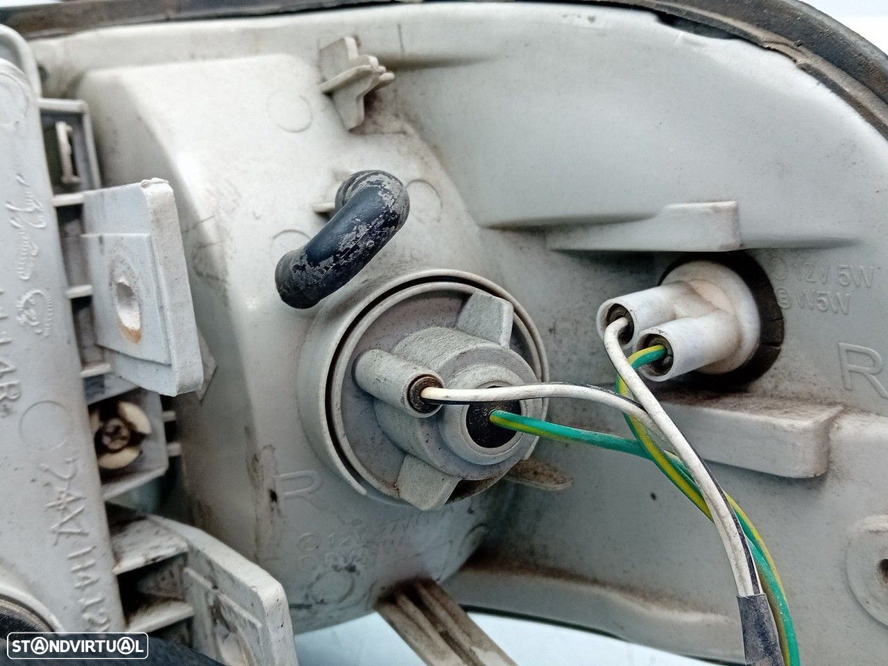 Ótica / farol direita HYUNDAI H100 - 5