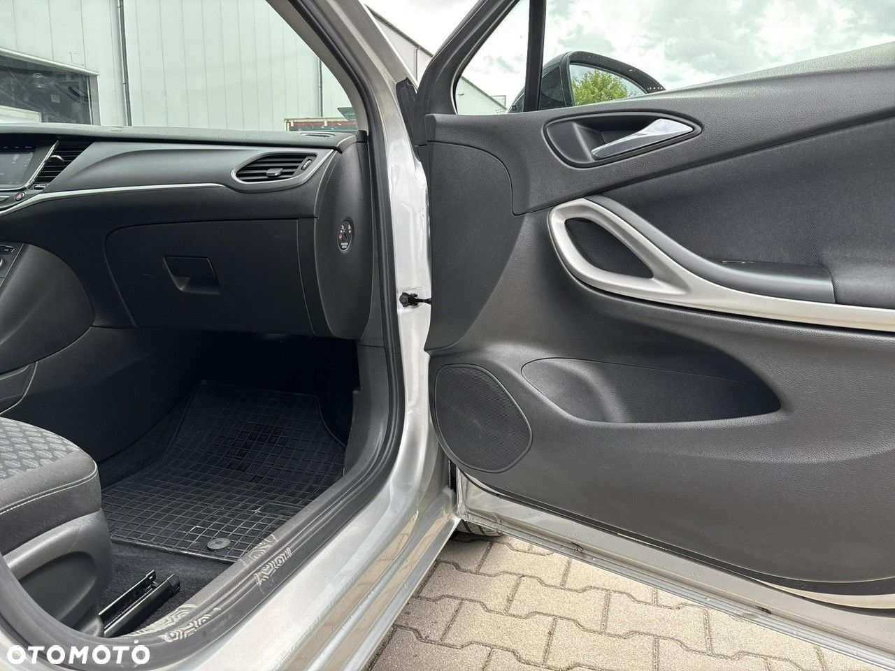 Opel Astra V 1.4 T Edition S&S - 17