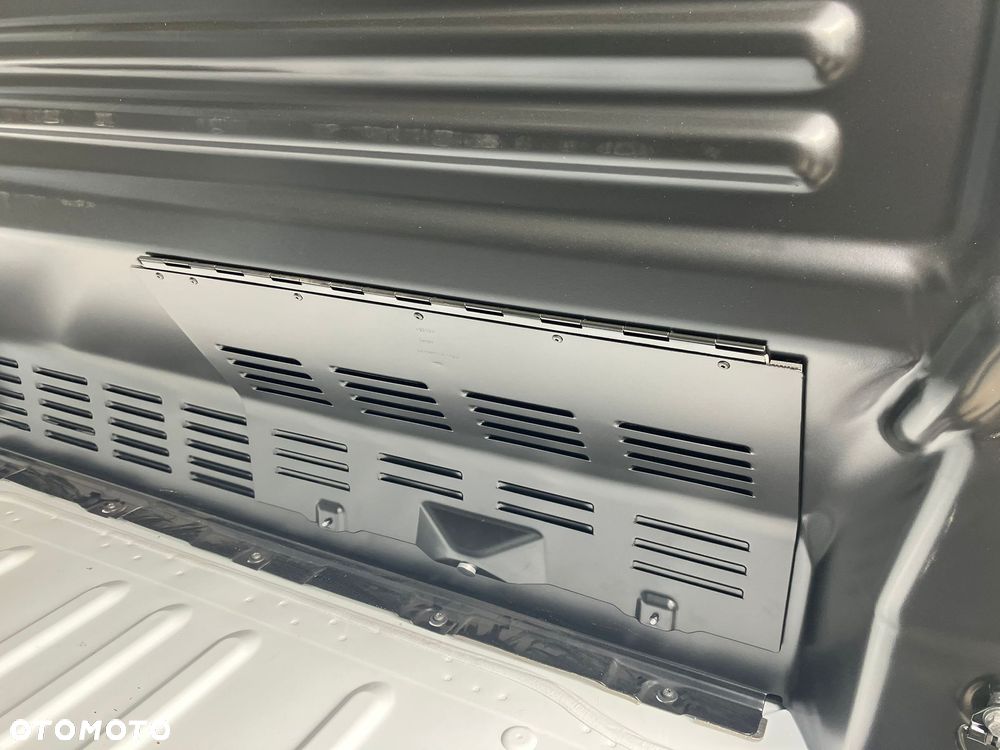 Volkswagen Nowy Transporter Furgon - 19