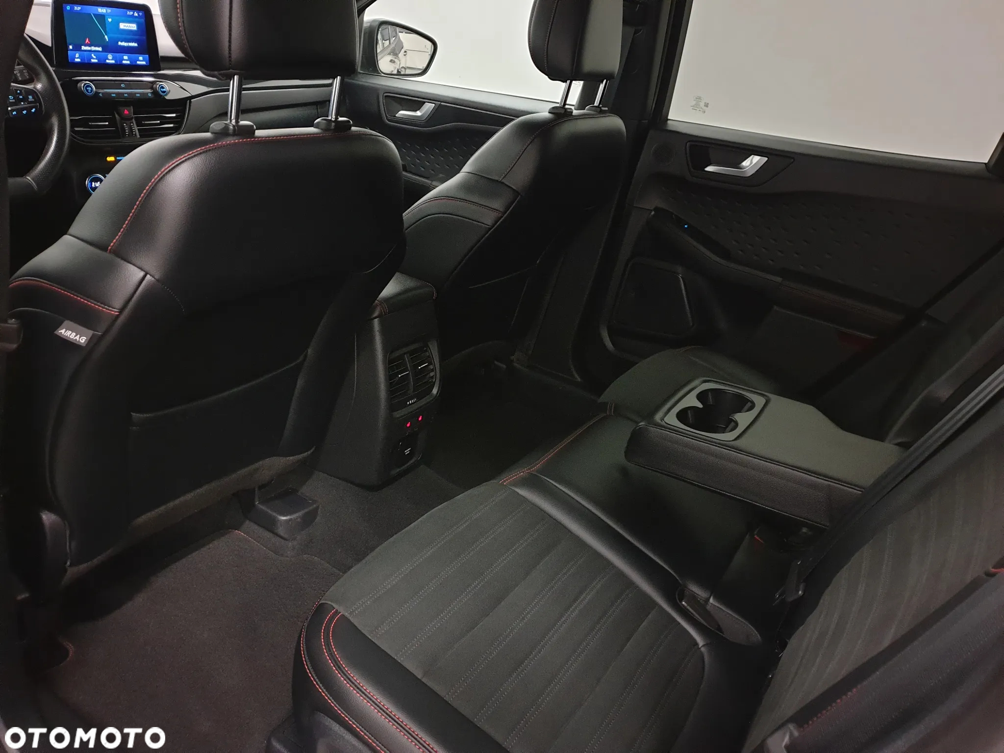 Ford Kuga 2.0 EcoBlue 4x4 ST-LINE - 39