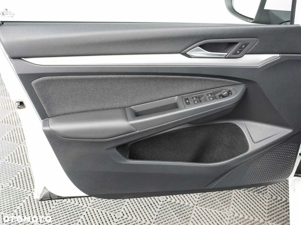 Volkswagen Golf 1.5 TSI EVO Life - 10