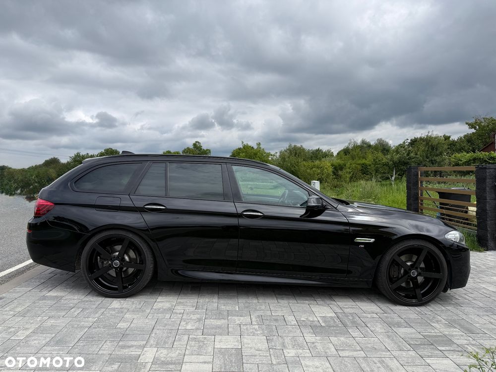 BMW Seria 5 525d Sport-Aut Luxury Line - 39