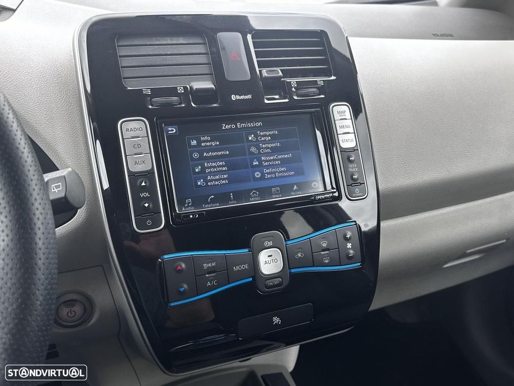 Nissan Leaf Acenta - 35