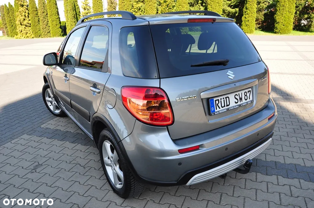 Suzuki SX4 1.9 DDiS DPF 4x2 Comfort - 24