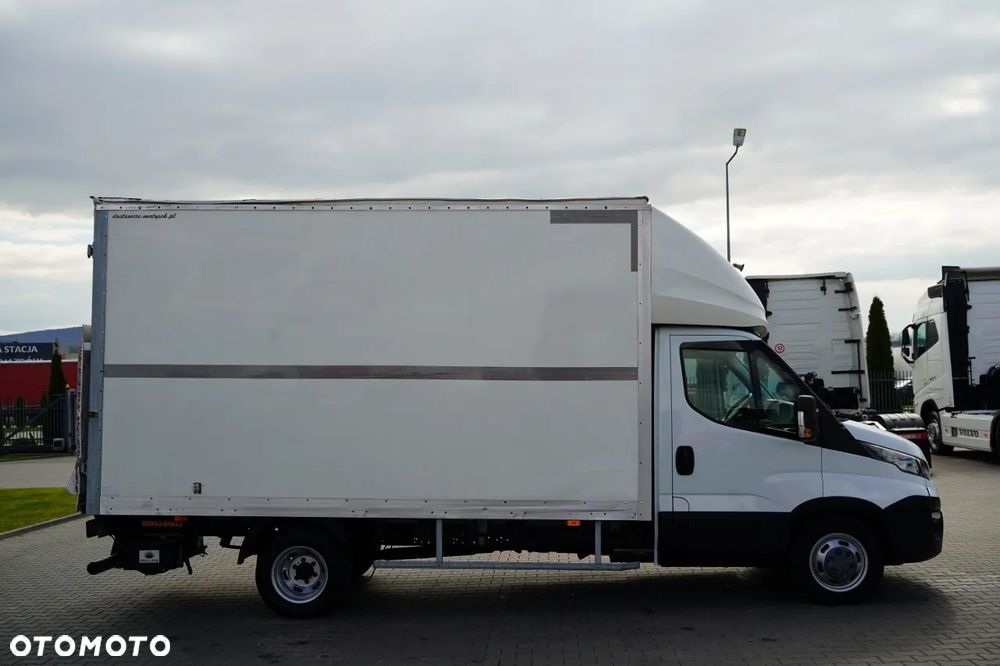 Iveco DAILY 35-150 / KONTENER 4,2 M / WINDA-750kg / BLIŹNIAK DMC: 3500 KG - 12