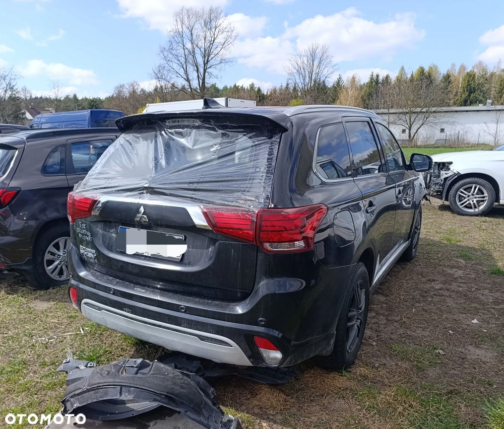Mitsubishi Outlander Intense + - 3
