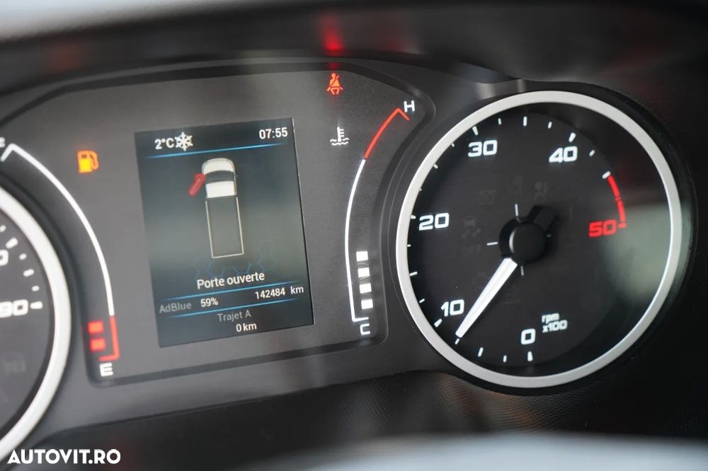 Iveco DAILY 35-160 / 3.0 D / Basculantă 3 direcții / BLOCARE AXE / DUBLU / MANUALĂ / IMPORTATĂ - 40