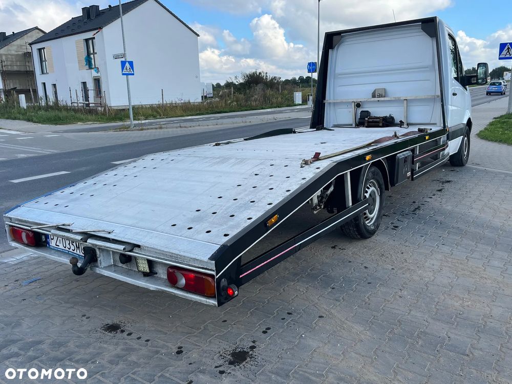 Mercedes-Benz Sprinter - 6