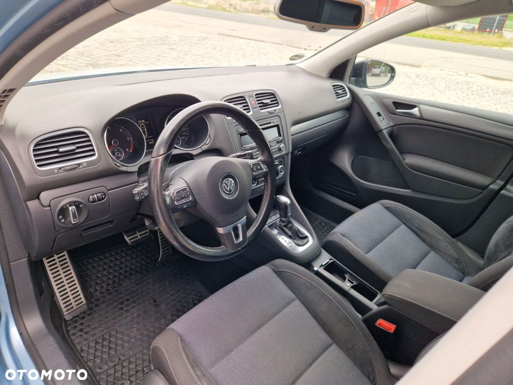 Volkswagen Golf 1.6 TDI DPF DSG Style - 20