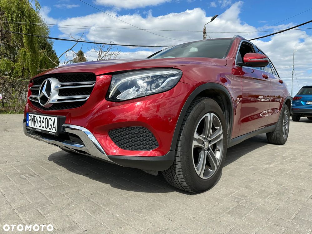 Mercedes-Benz GLC - 32