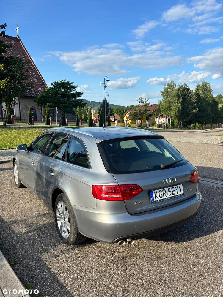Audi A4 Avant - 15