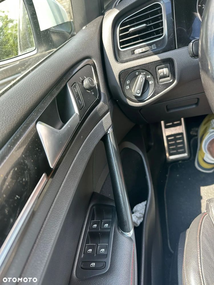 Ford Galaxy 2.0 TDCi Ghia - 13