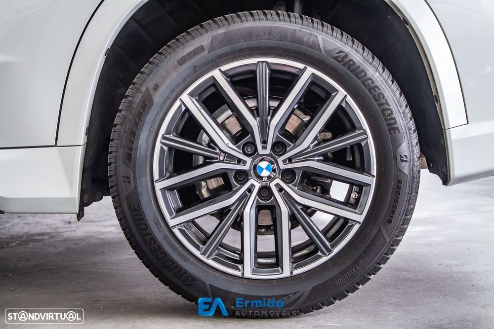 BMW X1 sDrive18i Pack Desportivo M - 18