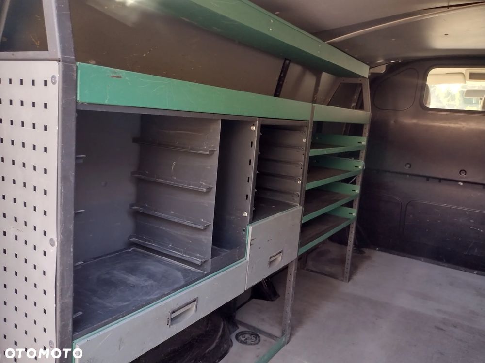 Volkswagen Transporter T5 LONG LIFT - 9