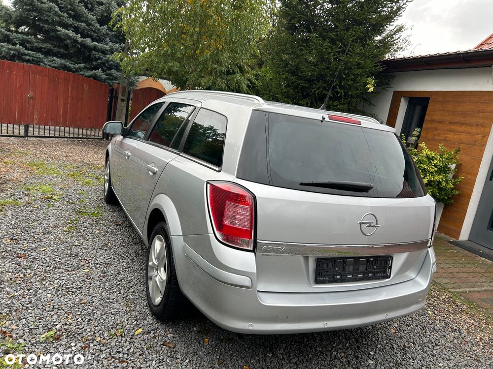 Opel Astra III 1.6 Cosmo - 11
