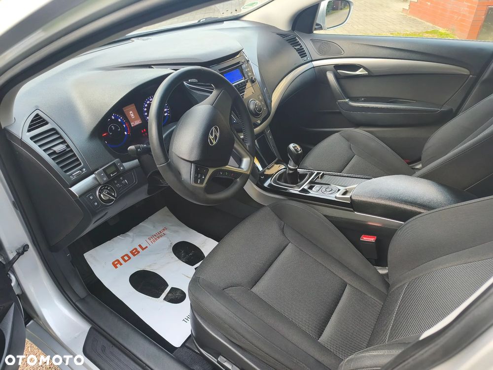 Hyundai i40 - 23