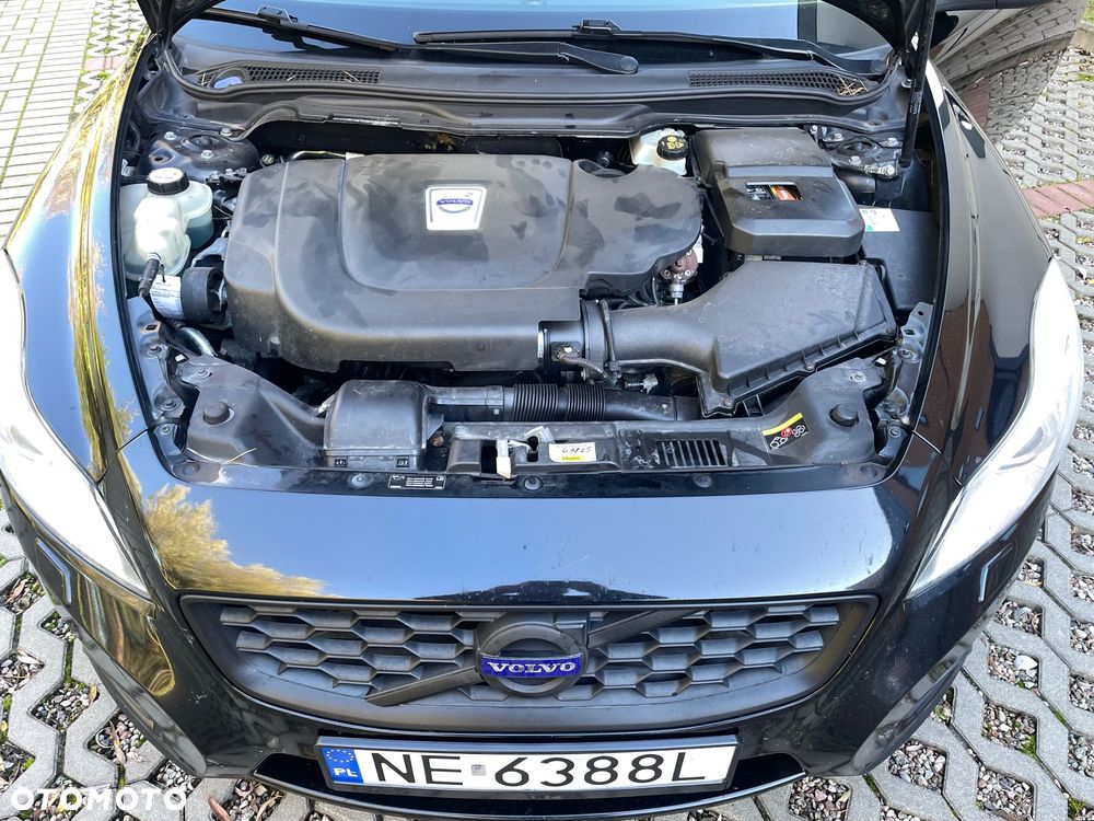 Volvo C30 D3 Momentum - 10