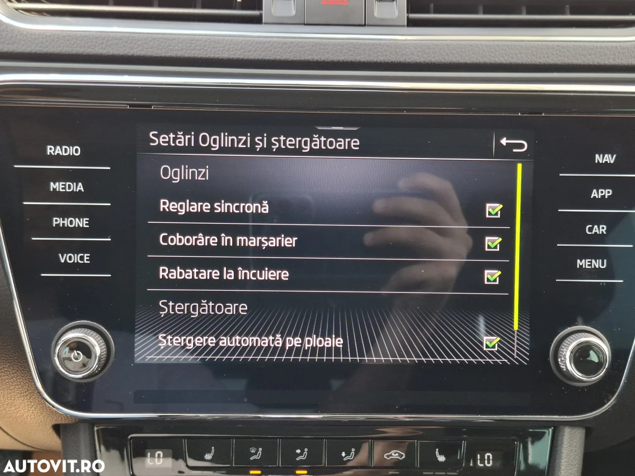 Skoda Superb 2.0 TSI DSG Style - 5