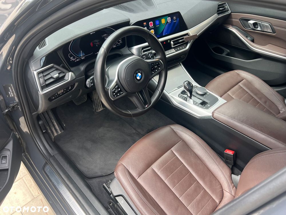 BMW Seria 3 330e Luxury Line - 9