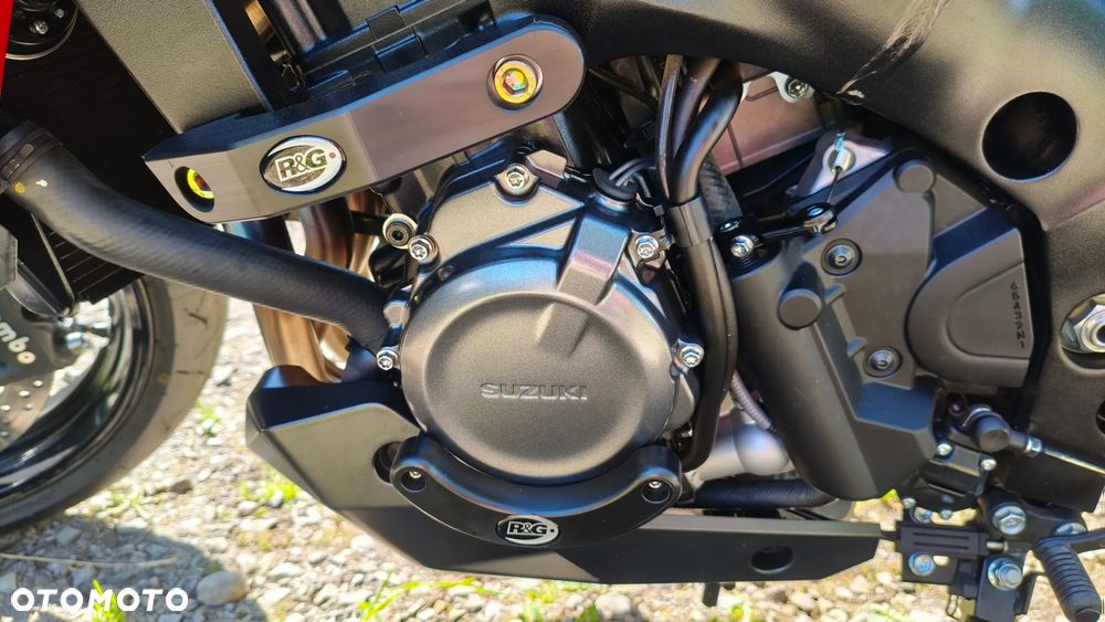 Suzuki GSX 1000 - 8