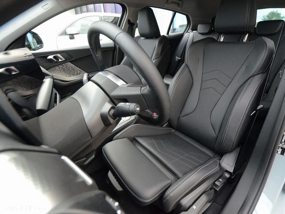 BMW Seria 1 120i M Sport - 31