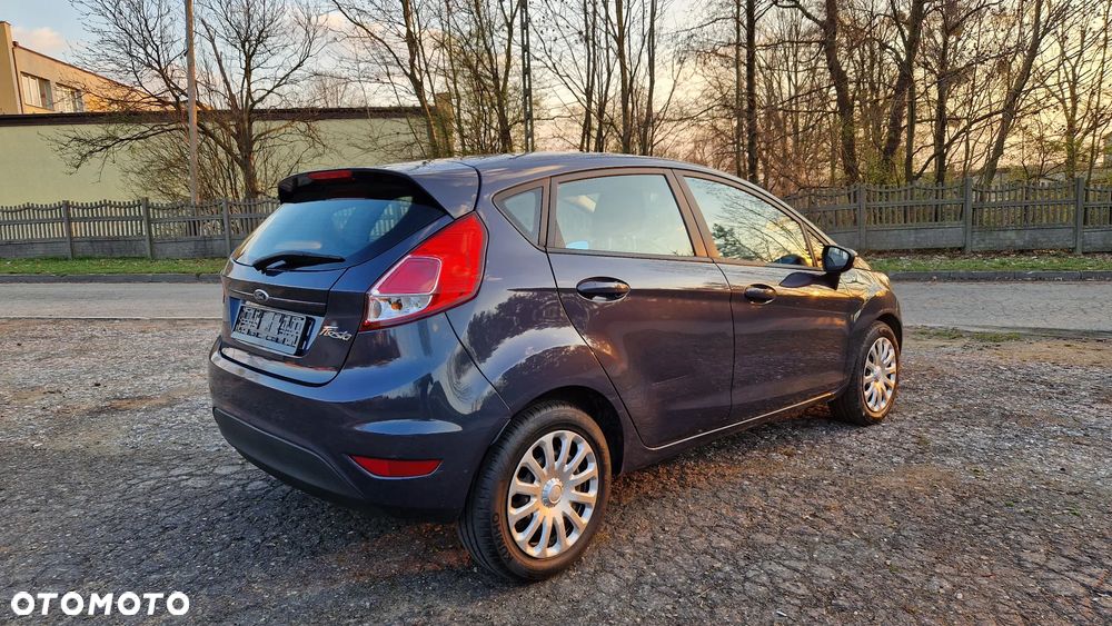 Ford Fiesta 1.4 Champions Edition - 4