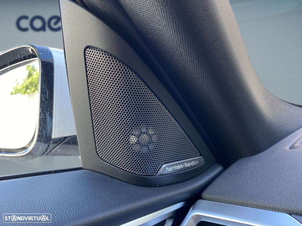 BMW i4 eDrive40 Pack Desportivo M — fotografia 13