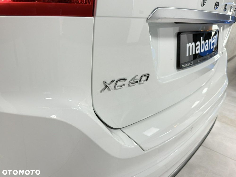 Volvo XC 60 D4 AWD Momentum - 16