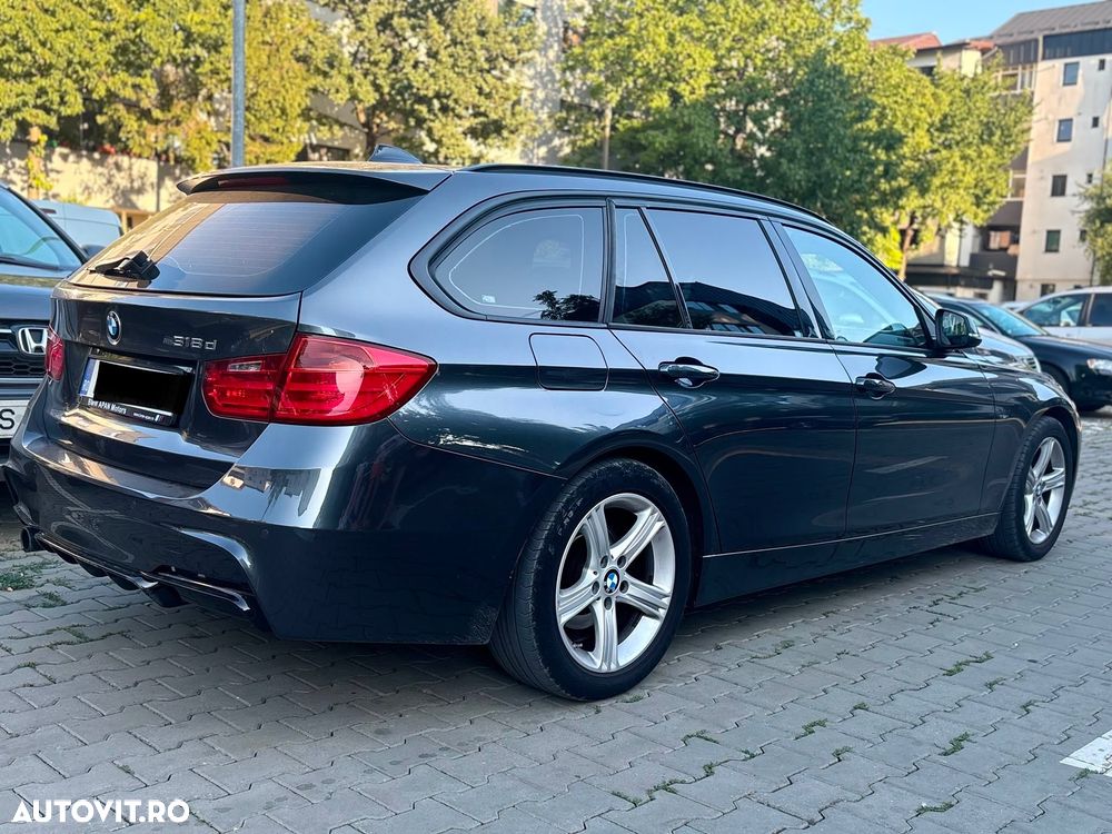 BMW Seria 3 318d Sport Line - 12