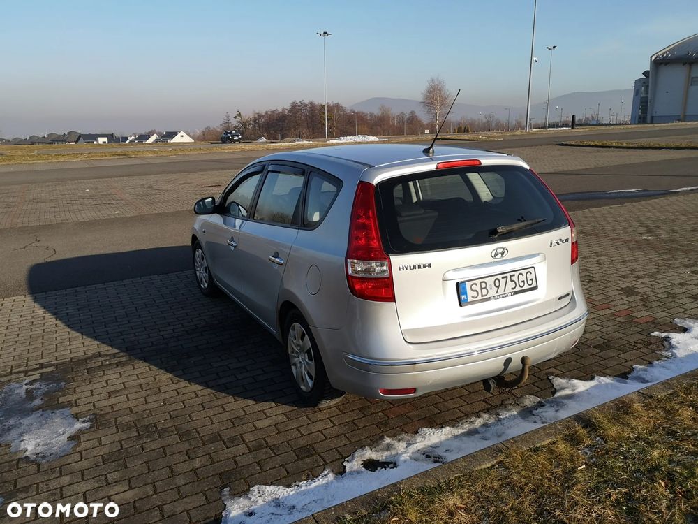 Hyundai i30 1.6 CRDi Premium - 6