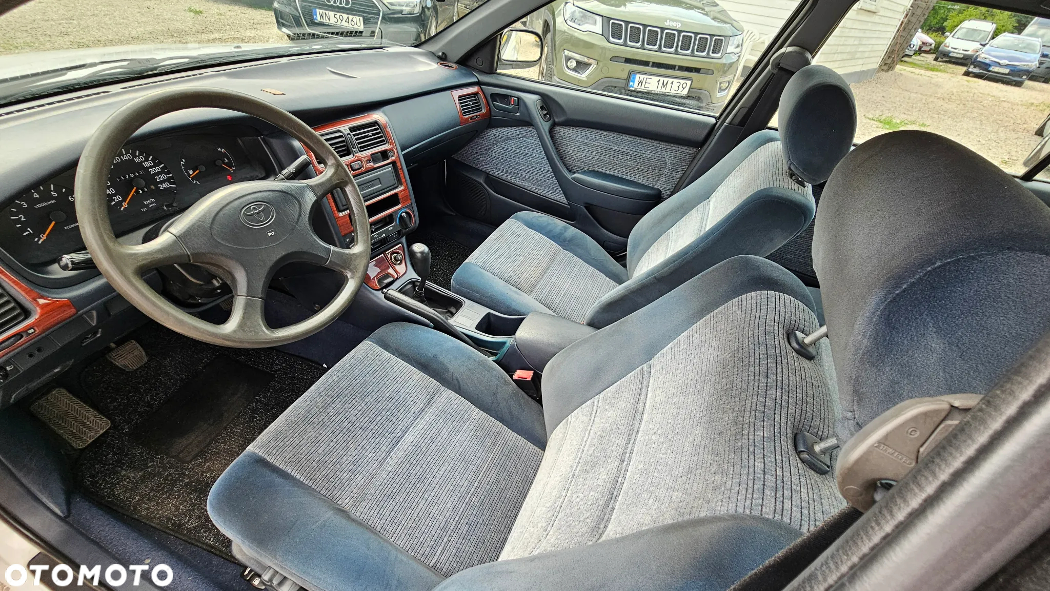 Toyota Carina E 2.0 GLi - 15