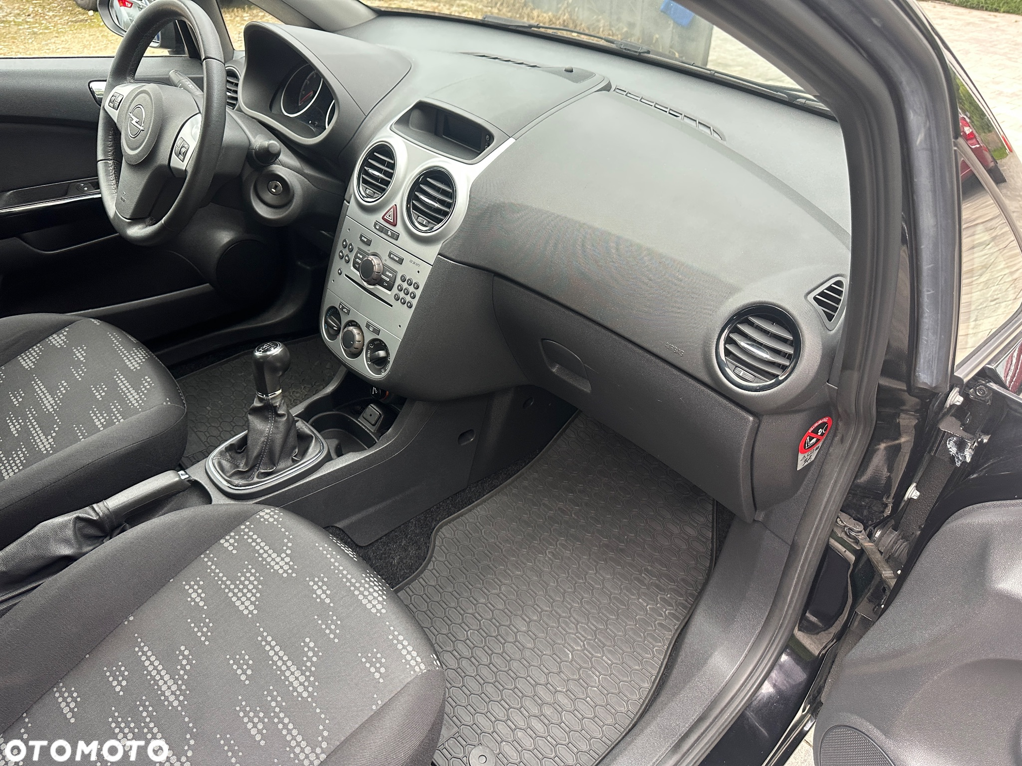 Opel Corsa 1.4 16V Graphite - 9