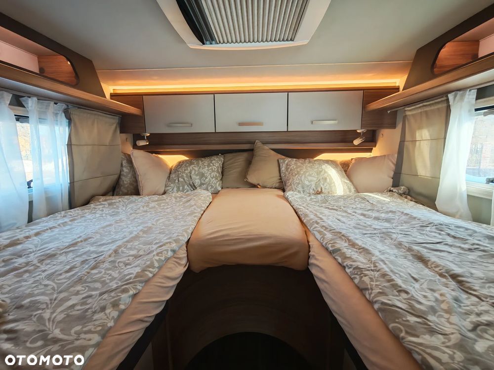 KNAUS Live i 700 MEG - 32