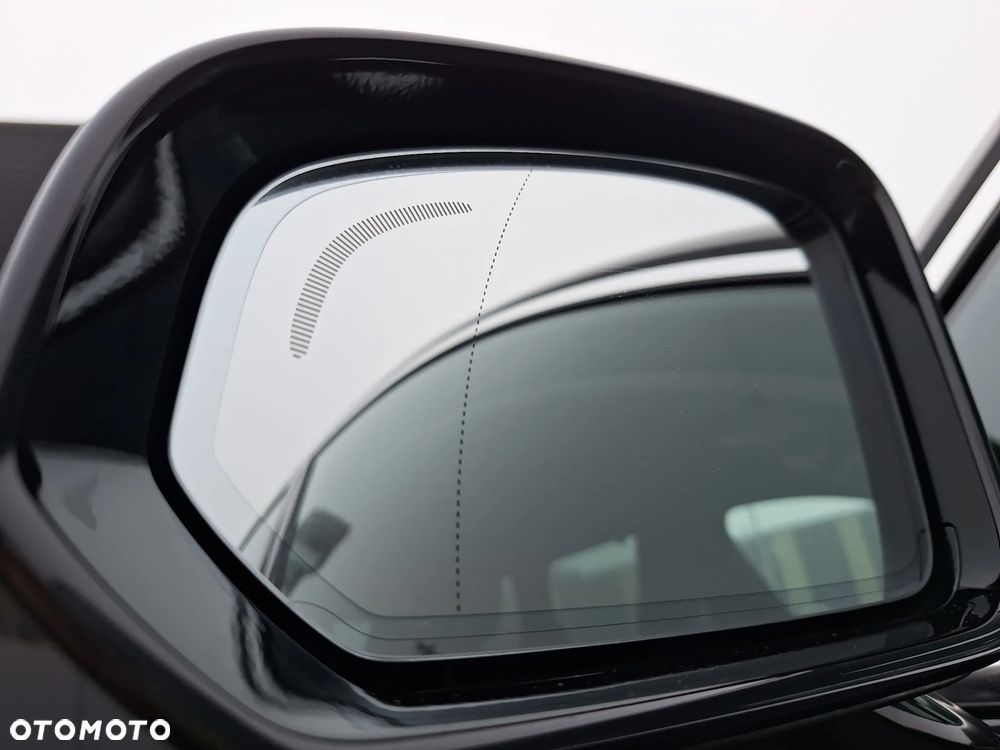 Volvo V90 D4 Momentum Pro - 18