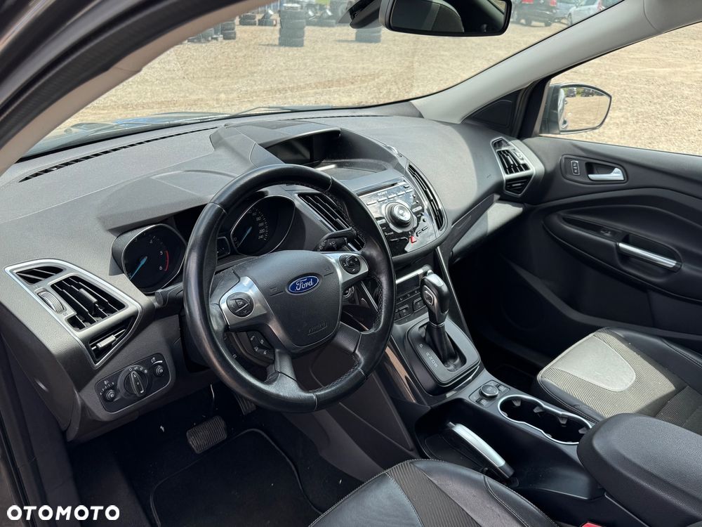 Ford Kuga 2.0 TDCi 4x4 Titanium - 9