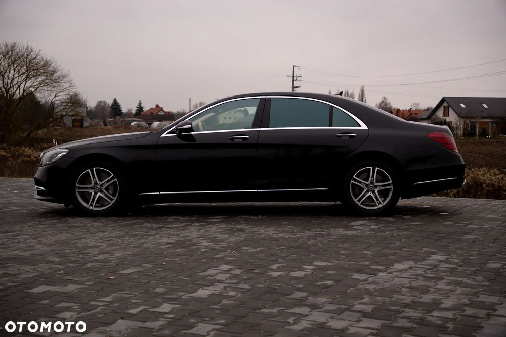 Mercedes-Benz Klasa S 560 4-Matic L 9G-TRONIC - 11