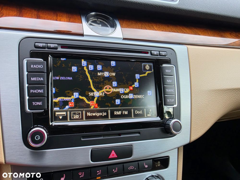 Volkswagen CC 1.4 TSI BlueMotion Technology DSG - 21