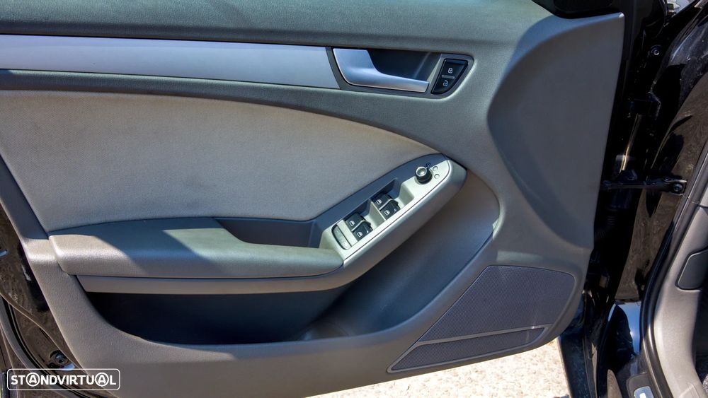Audi A4 Avant 2.0 TDI DPF multitronic Ambition - 6